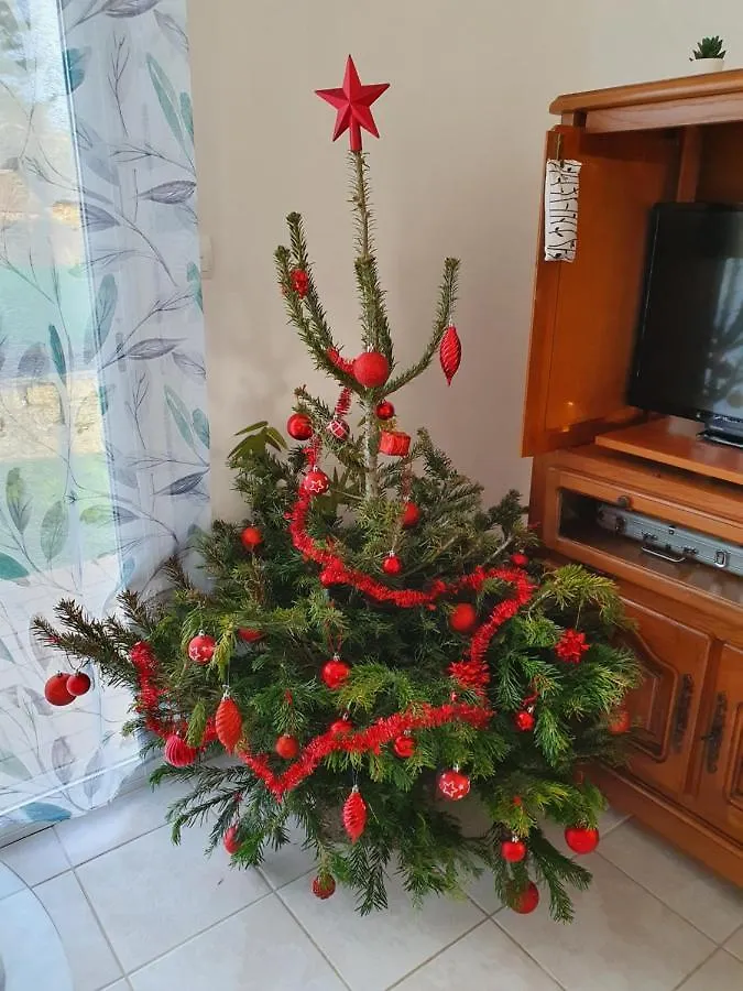 Gite Locmousteru 0*, Mousteru צרפת