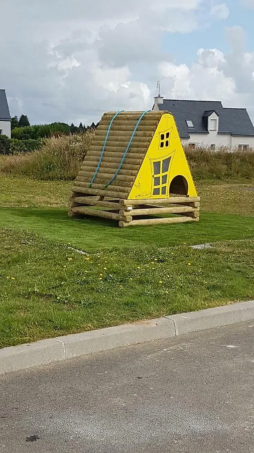 Gite Locmousteru France
